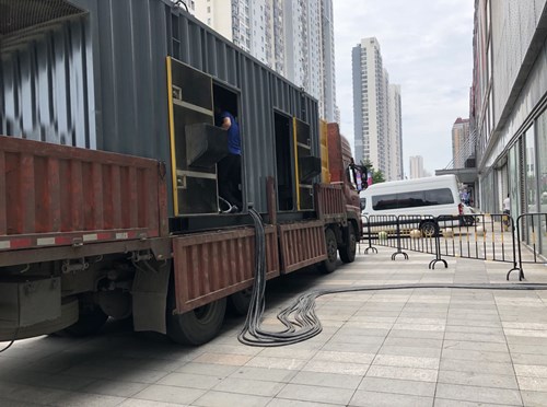 筠连低温环境下，柴油发电机组电池充满电的具体时间受哪些因素影响？