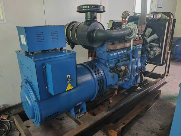 筠连100kW柴油发电机组使用多级机油有哪些优缺点？